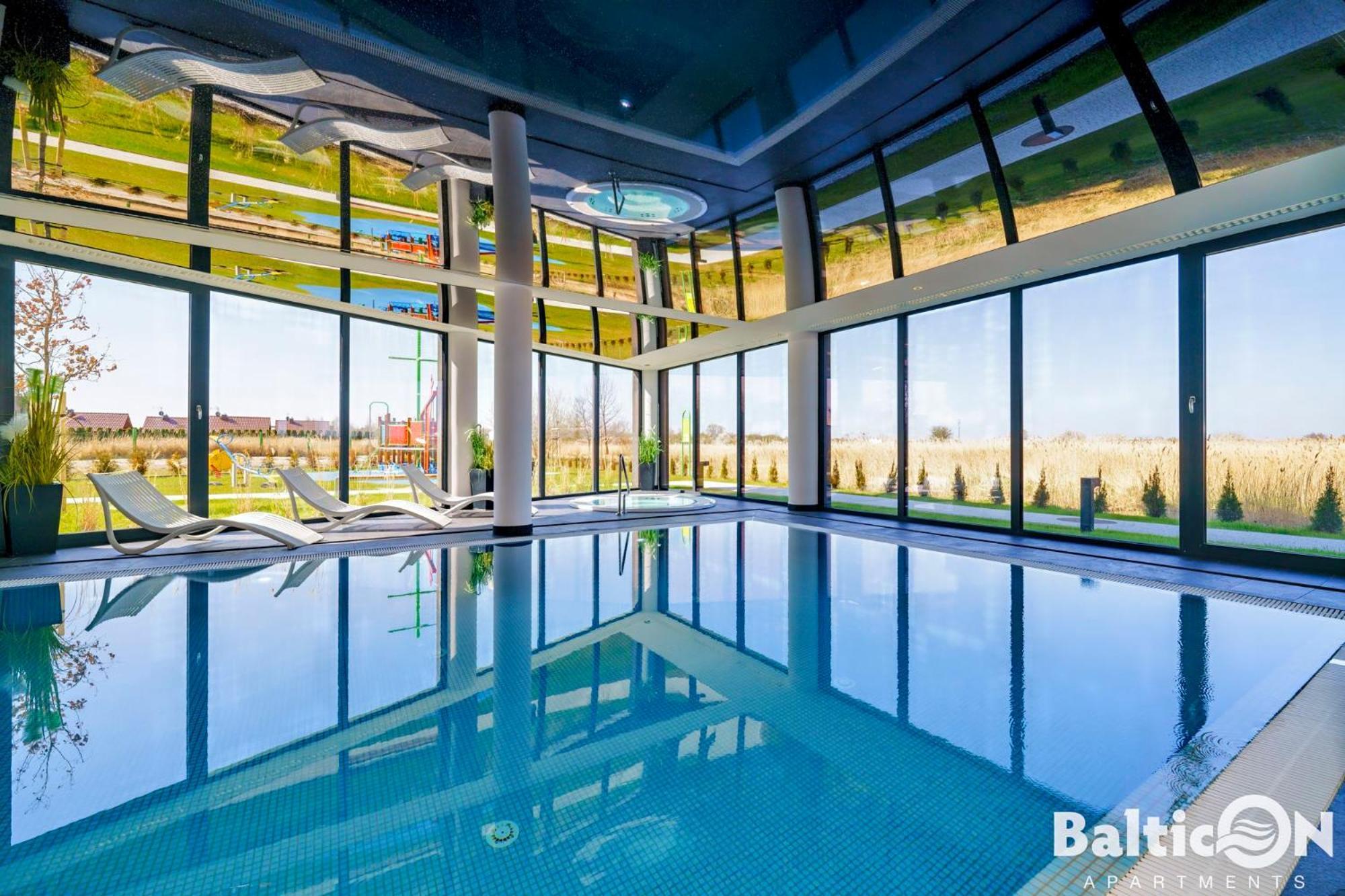 Aparthotel Balticon Westin House -luksusowy 70m2 , Basen Pool, Sauna, Parking Inklusive